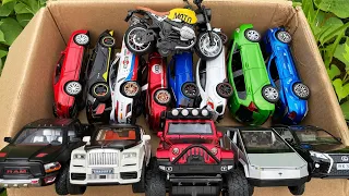 Box full of Cars & Motorcycle, Porsche911, Honda Fit, Jeep, Rolls-Royce, Tesla, Lamborghini, GT500.