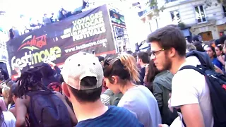 Techno parade 2017 vu de la foule (Char Festimove) Partie 1 HD