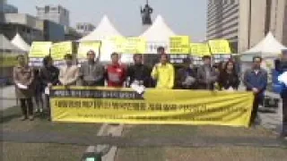 Victims' families on Sewol ferry salvage