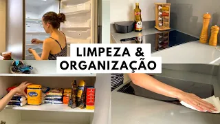 ORGANIZAÇÃO E LIMPEZA DA COZINHA + DICAS ✨ Casada aos 19