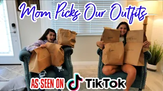 MOM PICKS OUR OUTFITS FROM TIKTOK TRENDS! TRY ON HAUL! EMMA AND ELLIE