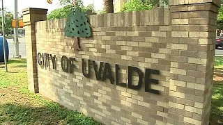 Uvalde City Council hosts meeting following police chief resignation, internal investigative report