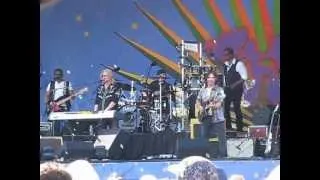 Hall & Oates - Rich Girl @ Jazzfest 2013