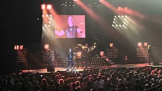 We Will Rock You - One Vision of Queen feat. Marc Martel - Düsseldorf 27.09