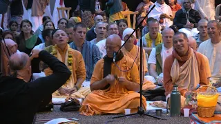 Kirtan Mela Nama Yagna with H.H. Bhakti Bringa Govinda Swami 30.08.2011 in Germany