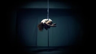 'Falling' (Twin Peaks theme) - spinning pole dance choreography