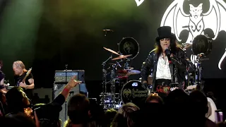Hollywood Vampires at Greek Theater 5-11-19, Schools Out for Summer with Johnny Depp