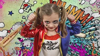 NOEMI SI TRASFORMA  NELLA CATTIVA  HARLEY QUINN!