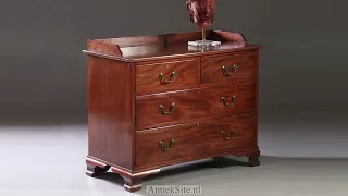 Strakke antieke commode massief mahonie ca 1840 met afneembare opstand (No.941865)  - AntiekSite.nl