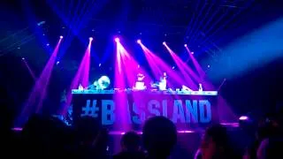 Cookie Monsta & FuntCase - Live Set, BASSLAND 3 (Arena Moscow, 12.04.14) [FullHD 1080p, HQ Sound]