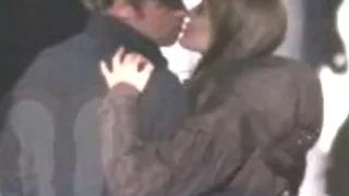 Angelina Jolie and Brad Pitt Passionate kiss on-set!