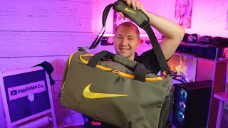 Спортивная сумка Nike. Дешёвая и вместительная.