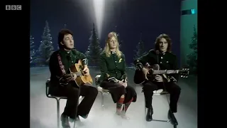 Paul McCartney & Wings - Mull Of Kintyre ("The Mike Yarwood Christmas Show" 1977, HD)