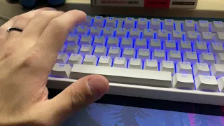 Смазанная red square keyrox tkl classic