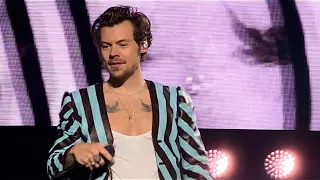 Harry Styles - Sign of the Times (Live in Tokyo, Japan)