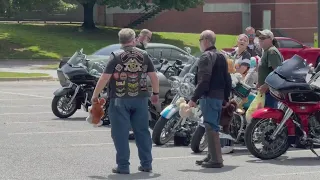 Central Arkansas motorcyclists drop off teddy bears to help children dealing with domestic violence,