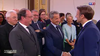 Investiture : Emmanuel Macron salue Nicolas Sarkozy et François Hollande