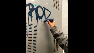 graffiti tag on electric box dont get shocked to death