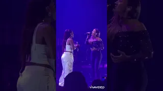 Amel Bent feat. Vitaa - Ne retiens pas tes larmes - Zénith de Paris 22.09.23