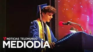 Un joven dio su discurso de graduación el mismo día que enterró a su papá | Noticias Telemundo