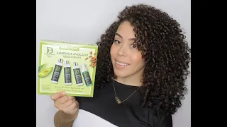 How to Hydrate & Define Curly Hair in 4 Easy Steps!