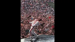 23. Radio Ga Ga (Queen - Live in Slane 7/5/86)