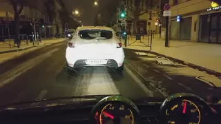 La Smart ED d'Éléctron libre sous la neige à Paris