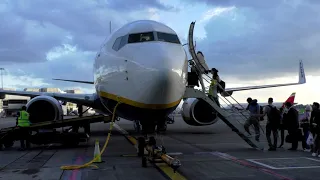 Ryanair Boeing 737-8AS | FR272 Dublin to London Stansted | Full Flight