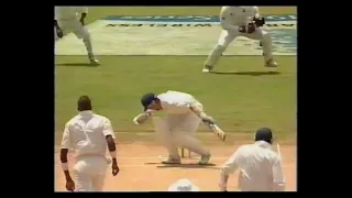 WEST INDIES v ENGLAND 6th TEST MATCH DAY 1 ANTIGUA MARCH 20 1998 CURTLY AMBROSE ALEC STEWART