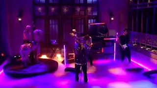 Travis Scott Live SNL- Astrothunder (LEGENDADO PT/BR)