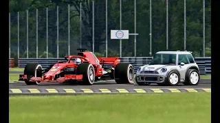 Ferrari F1 2018 vs Micro Car Monster - Monza