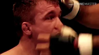 Boxing Kissing Moments