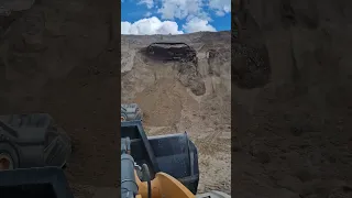 It's going down! 🔥 #liebherr #wheelloader #landslide #quarry