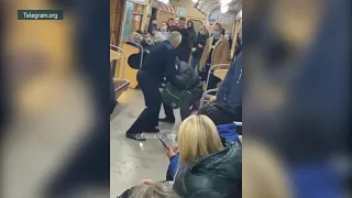 Драка машиниста поезда метро и пассажира в Харькове