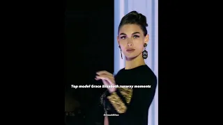 top model Grace Elizabeth runway moments #shorts #fashion #runway #graceelizabeth #versace #viral