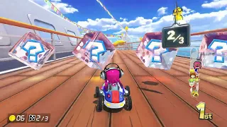 Feather Cup 200cc Gold Trophy - Mario Kart 8 Deluxe (Switch) Inkling Girl driving Sneeker