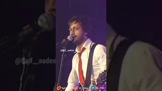 Atif Aslam Singing "Ae Zindagi Gale Laga Le" Live in a Concert | Rare Video