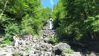 Молочный водопад в Абхазии. Дорога на озеро Рица