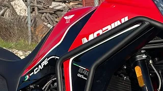 Morini X-Cape e Africa Twin a Castelluccio di Norcia