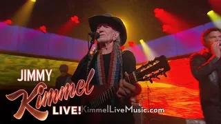 Willie Nelson Performs "Heartaches By The Number"