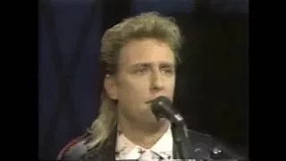 Will Lee performs "Stagger Lee" on Letterman, May 13, 1986