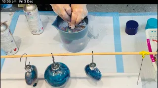 HYDRO DIPPING & POURING INSIDE CHRISTMAS BAUBLES WOW HOW MUCH FUN 🤩