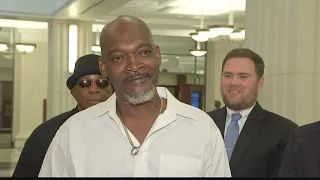 Jacksonville man exonerated in 1986 child rape case after investigation shows prosecutors failed to