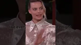 Margot Robbie brought her mom to Oscars