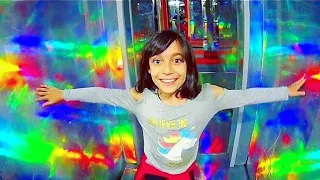 DIVERSÃO NUMA CASA MALUQUINHA ★ Passeio Divertido no Playground The Fun House | Niagara Falls | VLOG