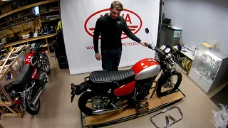 First start a new JAWA 350 Scrambler motorcycle/ Первый запуск нового мотоцикла Ява, серия 4 (5)