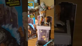 Godzilla Vs Kong Diorama Set