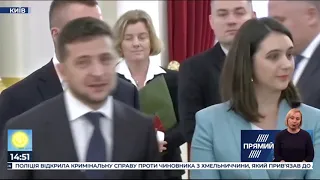 Зустріч Зеленського із чеським прем'єром: президент України вкотре проігнорував журналістів