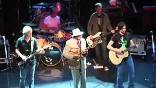 Kenny Wayne Shepherd With Hubert Sumlin Live At Guitar Center s King of the Blues   YouTube x264