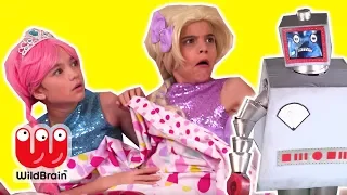 DON'T OPEN CHRISTMAS PRESENTS AT 3AM! 🎁 Magic Santa Prank - Princesses In Real Life | Kiddyzuzaa